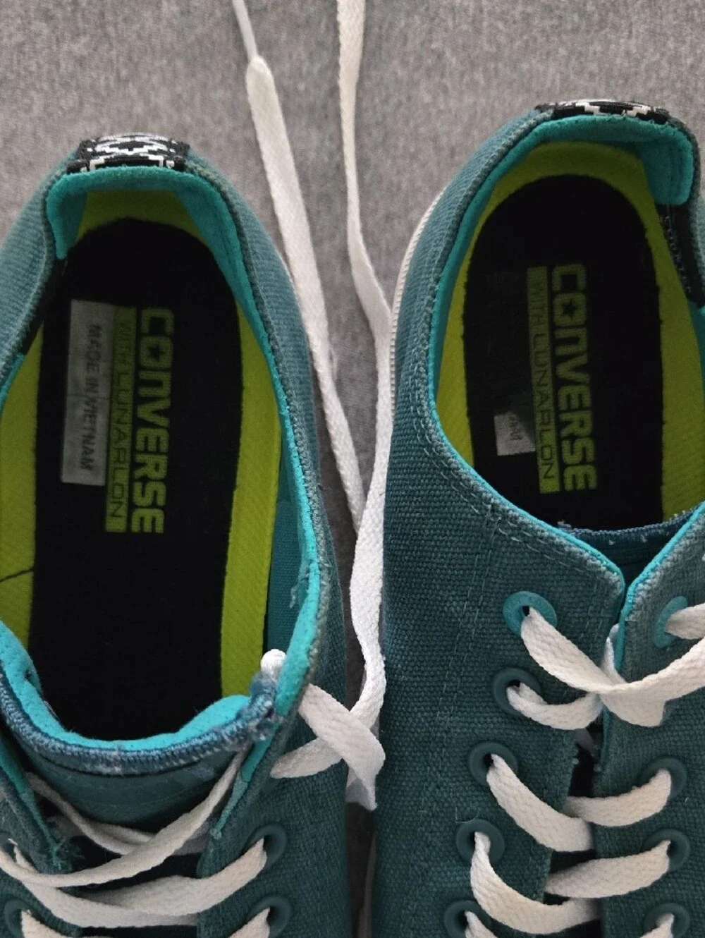 Converse Chuck II Teal Canvas Low-Top Sneakers with White Laces
